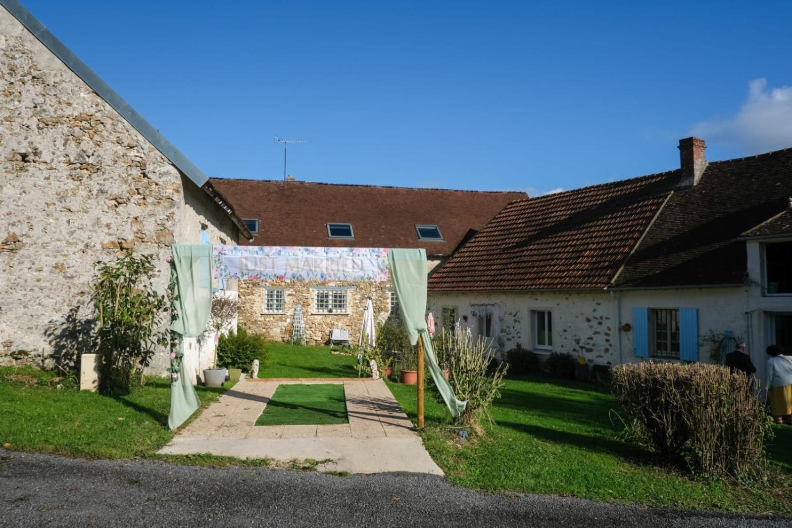 Gite De La Pierre Bleue, Maison A La Campagne Verdon  Экстерьер фото